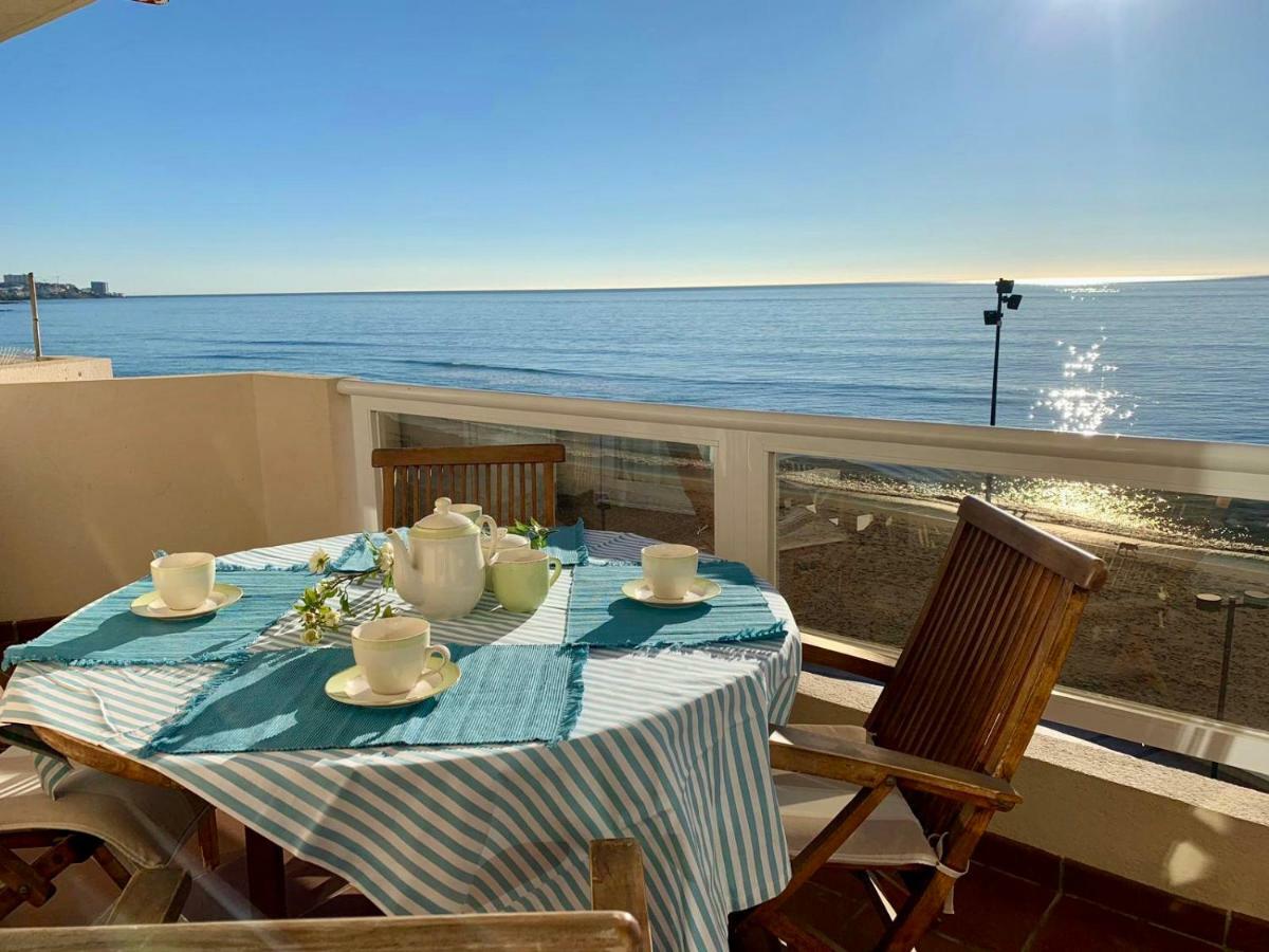 Espectacular 1ª Linea De Playa...Te Enamoraras!!! Lejlighed Fuengirola Eksteriør billede